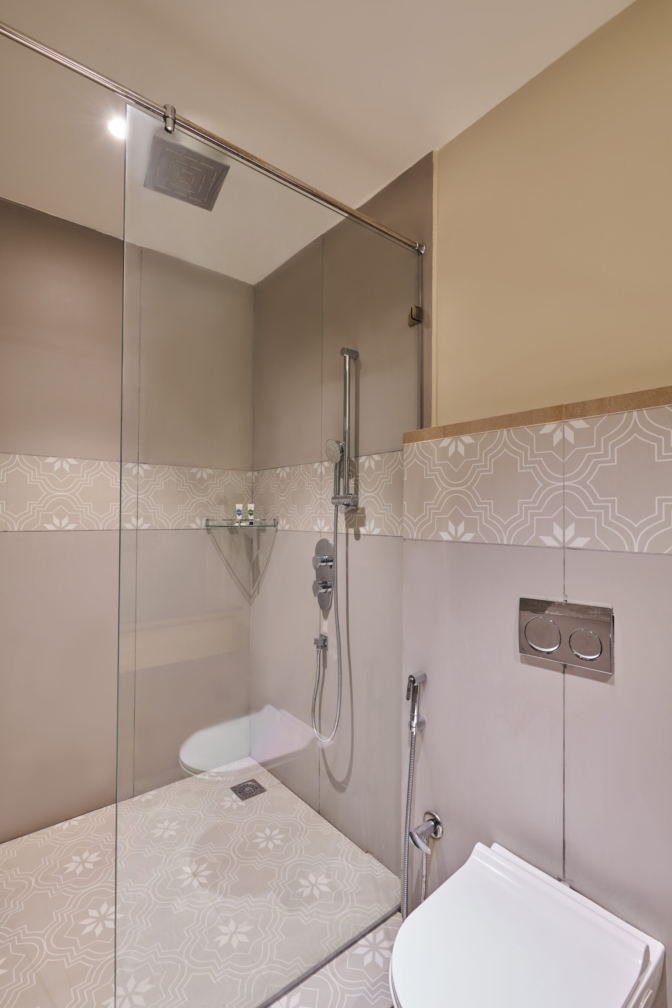 DEluxe Washroom